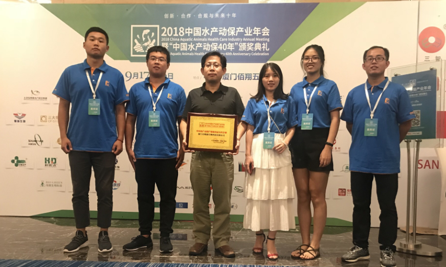 1537523226280922.png blob.png